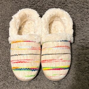 Minnetonka Multicolor Striped Women's Slippers